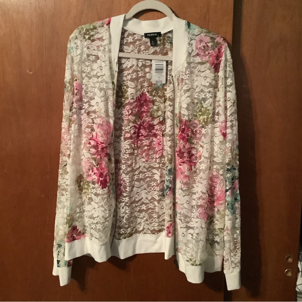 torrid Lace zip up jacket 2x NWT